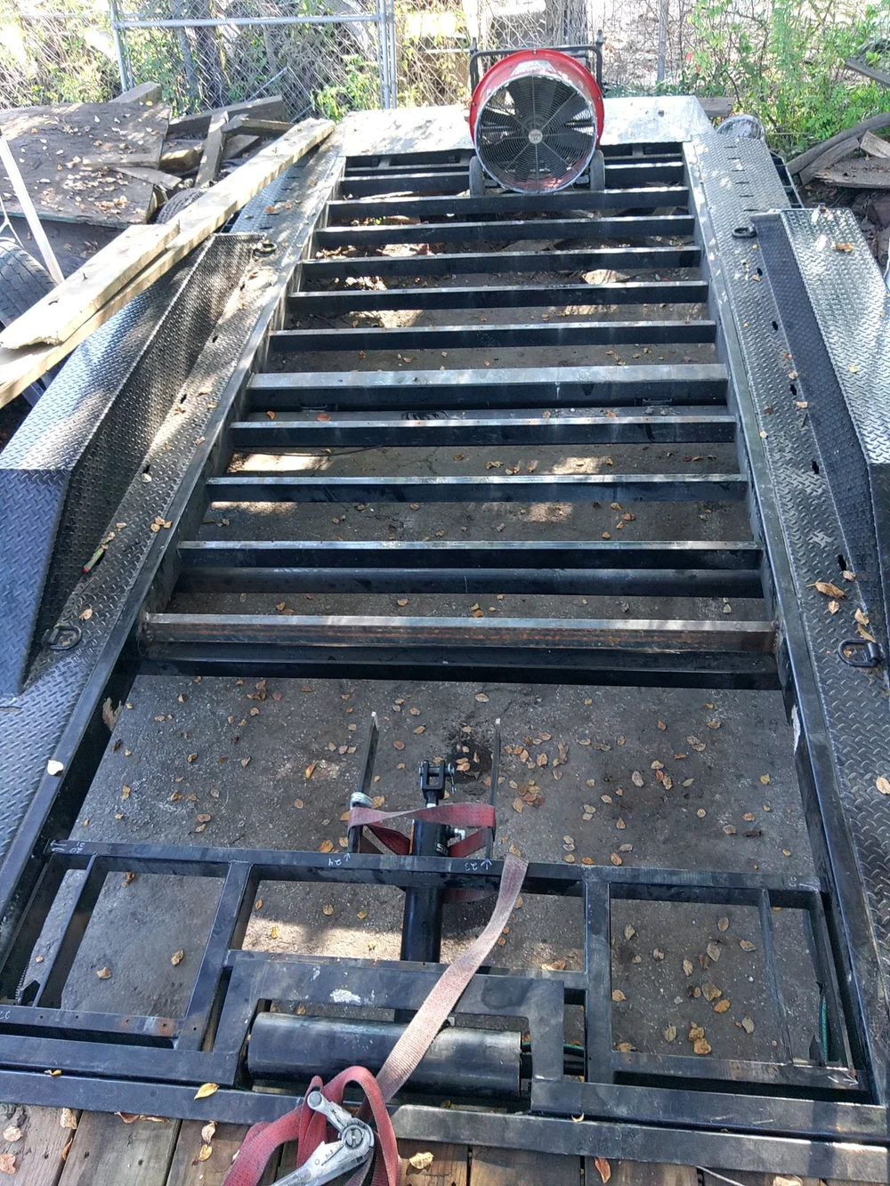 RAWMAXX trailer sold by Load Runner Trailers, LLC showing structural defects